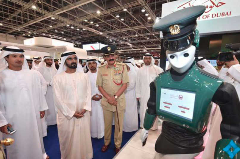 Робот-полицейский в Дубае