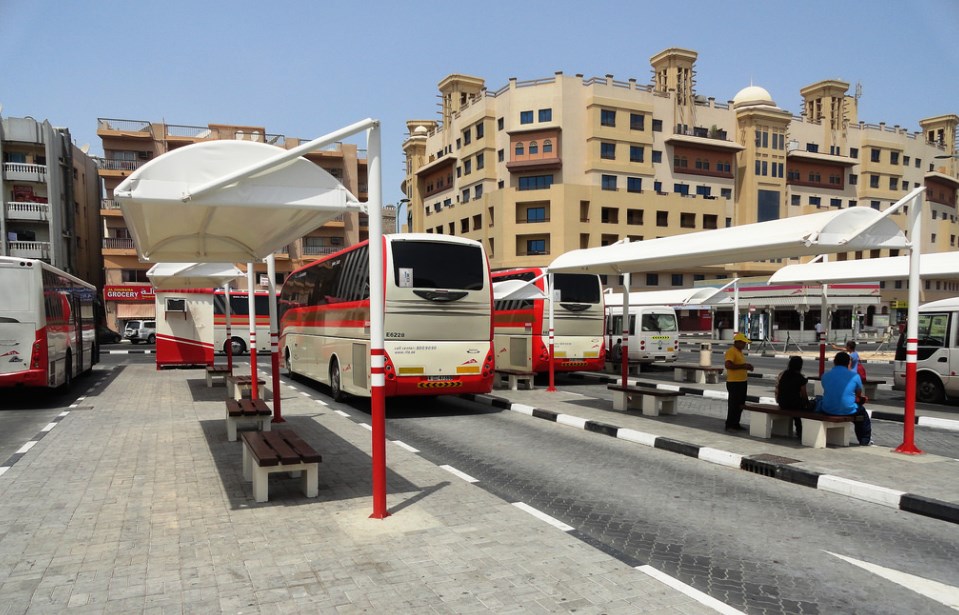 автобус Дубай - Абу Даби